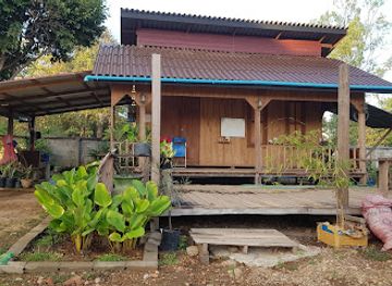 laos/attapeu-province/attraction/ban-suan-wean-khan-khwang-eph-ta-pha