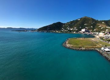 british-virgin-islands/road-town/attraction/tortola-pier-park