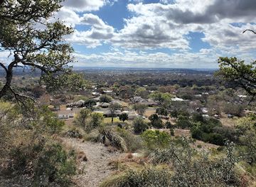 texas/enchanted-rock-state-natural-area/attraction/cross-mountain