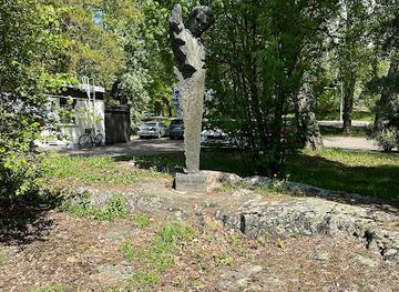 finland/helsinki-archipelago/attraction/toivo-kuula-memorial