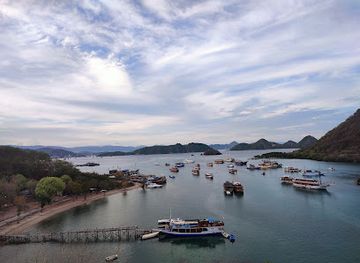 indonesia/labuan-bajo/attraction/waecicu-sunset-point