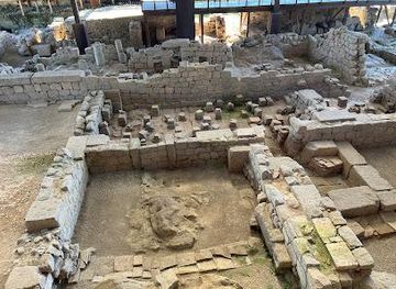 portugal/guimaraes/attraction/roman-thermae-of-maximinus