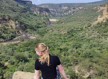 kenya/mount-longonot/attraction/second-valley-viewpoint