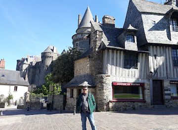 france/brittany/attraction/vitre-castle
