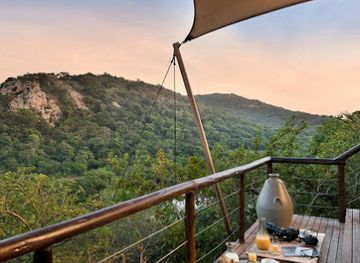 south-africa/zululand/attraction/andbeyond-phinda-private-game-reserve