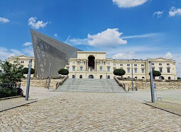 germany/dresden/neustadt/attraction/museum-of-military-history