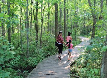 pennsylvania/presque-isle-state-park/attraction/asbury-woods