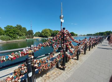 germany/rostock/attraction/liebesschlosser