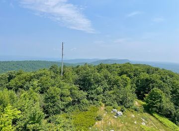 new-jersey/appalachian-trail/attraction/rattlesnake-trail