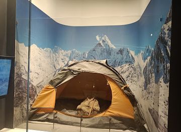 poland/lodz/attraction/muzeum-sportu-i-turystyki