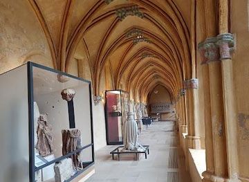 france/picardy/attraction/musee-du-cloitre-saint-corneille