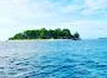 indonesia/makassar/attraction/penyebrangan-ke-pantai-pendaratan-tni-1949