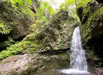 japan/tango/attraction/nanayo-falls