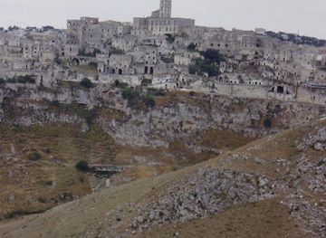 italy/matera/attraction/chiesa-rupestre-della-madonna-della-croce