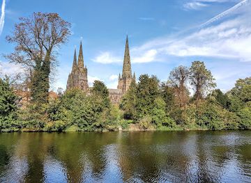 united-kingdom/staffordshire/attraction/lichfield-cathedral