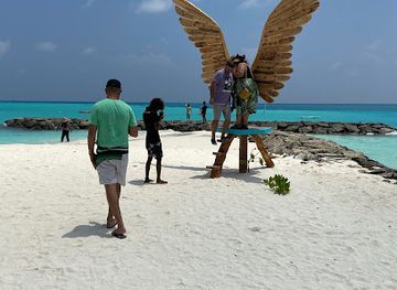 maldives/dhaalu-atoll/attraction/wings-of-angel