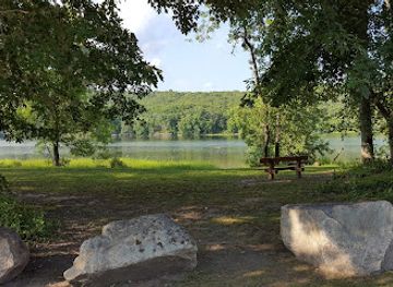 connecticut/gillette-castle-state-park/attraction/haddam-meadows-state-park