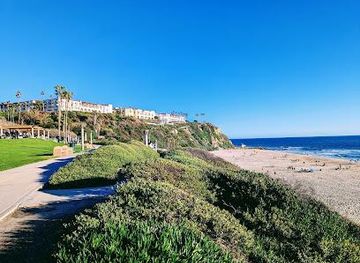 new-mexico/carlsbad/attraction/salt-creek-beach-bluff-park