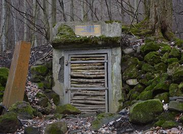 hungary/pilis-mountains/attraction/nagyboldogasszony-forras-dery-forras