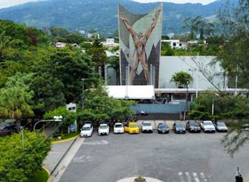 el-salvador/puerto-la-libertad/attraction/monumento-a-la-revolucion