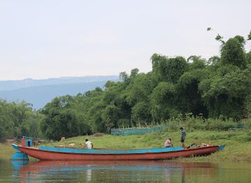 bangladesh/tanguar-haor/attraction/bisanakandi-tourist-spot
