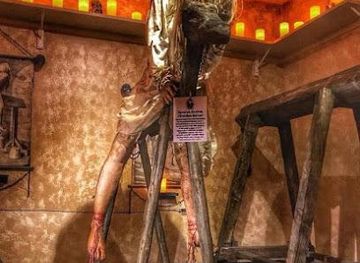 illinois/chicago/attraction/medieval-torture-museum