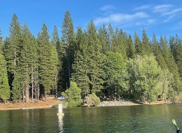 california/gold-country/attraction/sly-park-recreation-area