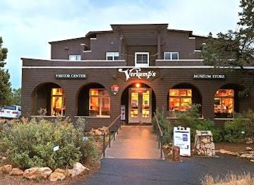 arizona/grand-canyon-village/attraction/verkamp-s-visitor-center