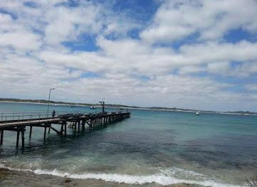 australia/kangaroo-island/attraction/vivonne-bay