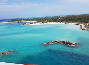 the-bahamas/abaco-islands/attraction/castaway-ray-s-stingray-adventure