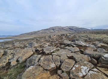 iceland/kerlingarfjoll/attraction/hidden-crevasse-in-thingvellir-park