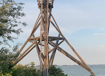 netherlands/west-friesland/attraction/small-lighthouse