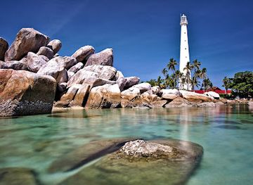 indonesia/bangka-belitung-islands/attraction/lengkuas-old-light-house-island