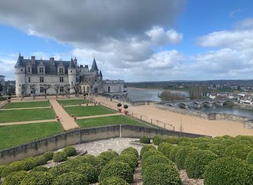 france/centre-val-de-loire/attraction/chateau-royal-d-amboise