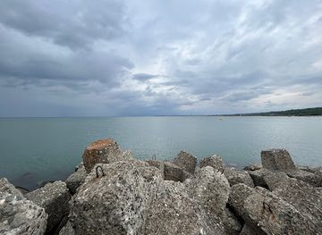bulgaria/burgas/attraction/sarafovo-rock-docks