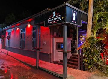 Red Door Lounge