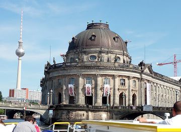 germany/berlin/attraction/friedrichstadt-palast