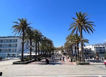 spain/malaga/attraction/plaza-balcon-de-europa