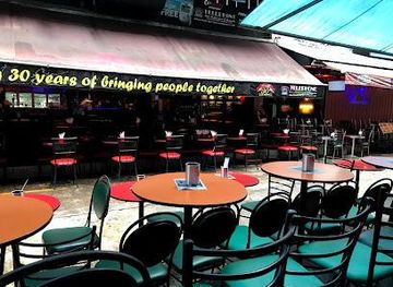 thailand/bangkok/attraction/balcony-pub-bar