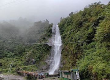 india/gangtok/attraction/amitabh-bachchan-falls