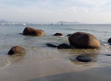 brazil/florianopolis/attraction/praia-ponta-das-canas