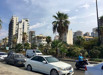 lebanon/beirut/hamra/attraction/corniche-el-manara-ain-el-mraiseh-beirut