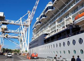 argentina/buenos-aires/attraction/terminal-de-cruceros-quinquela-martin