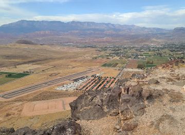 utah/mt-carmel/attraction/mollies-nipple