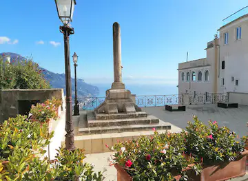MONUMENTO A UMBERTO I