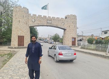pakistan/peshawar/attraction/bab-e-peshawar-flyover-park