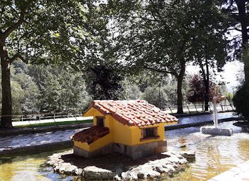 spain/asturias/attraction/parque-dorado