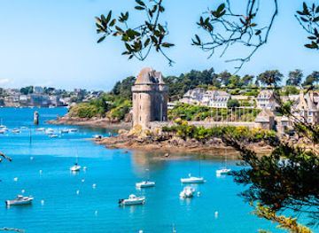 france/saint-malo/attraction/la-roche-aux-mouettes