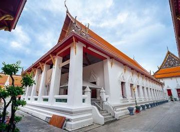 thailand/bangkok/attraction/wat-maha-that-yuvarat-rangsarit-ratchaworamahawihan