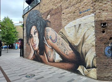 united-kingdom/london/camden-town/attraction/amy-winehouse-mural-by-jxc
